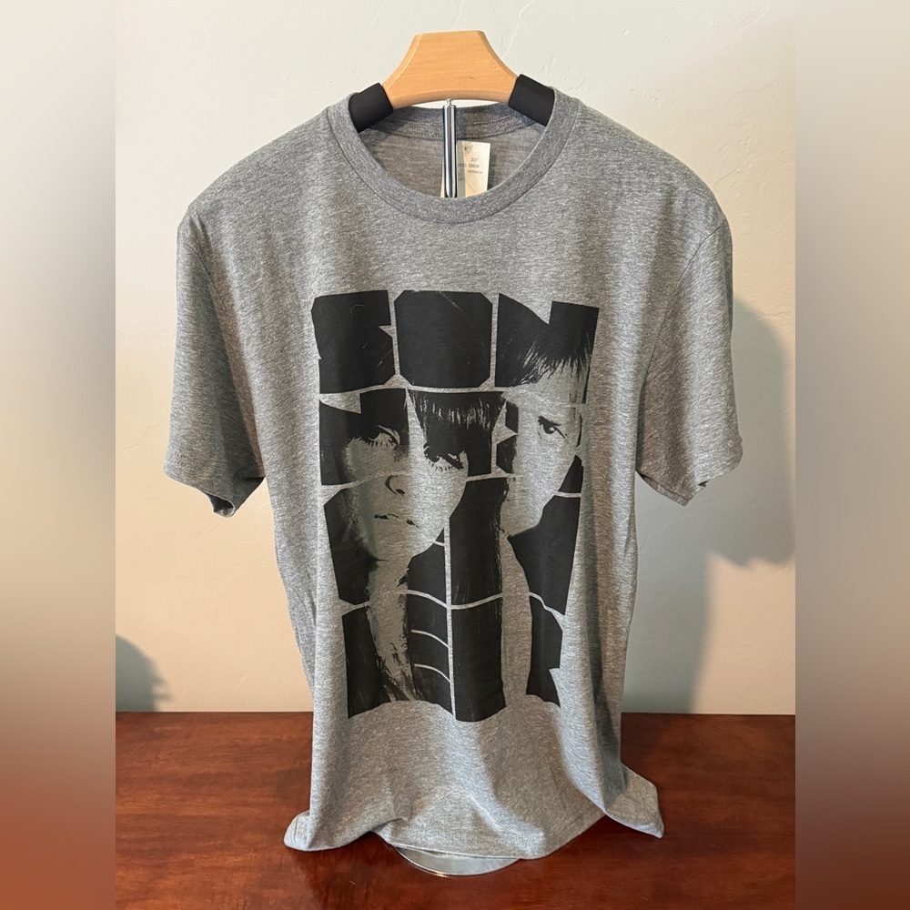 NWT Cher Concert T-Shirt Sonny MGM Park Las Vegas Size M